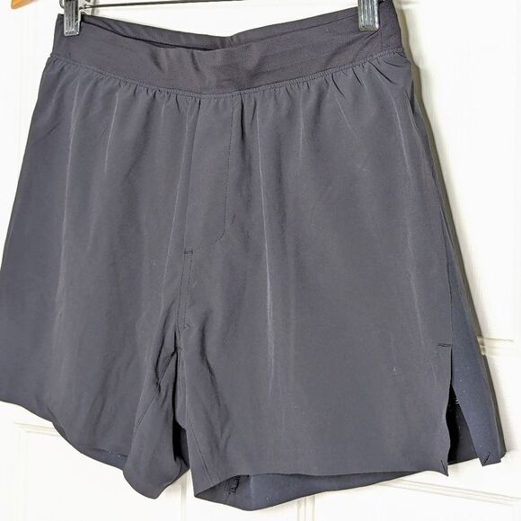 Ten Thousand Black Distance Running Short 5" size Men's M - Picture 1 of 12